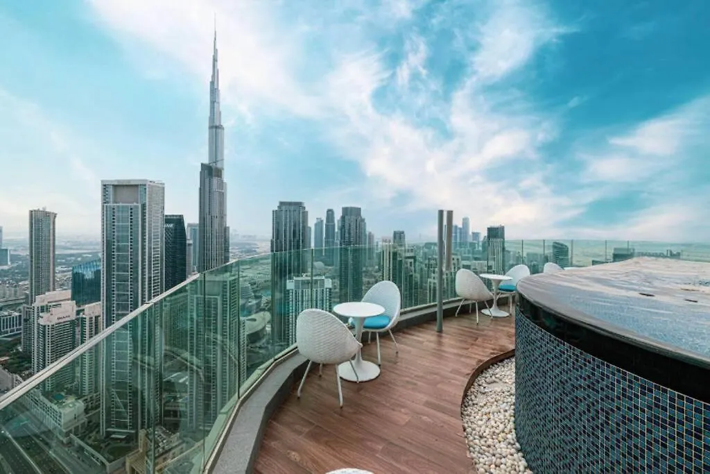 Highest Infinity Pool Burj Khalifa View Apartment Dubai