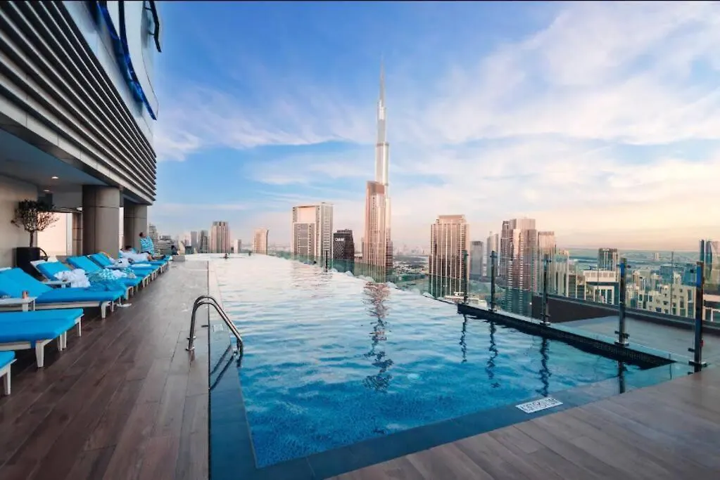 Highest Infinity Pool Burj Khalifa View Apartment Dubai United Arab Emirates