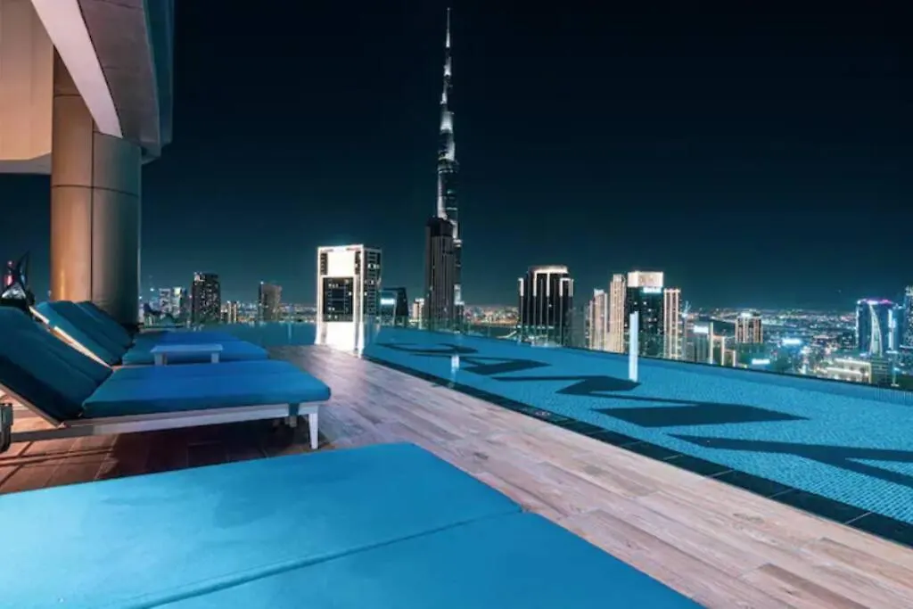 Highest Infinity Pool Burj Khalifa View Apartment Dubai