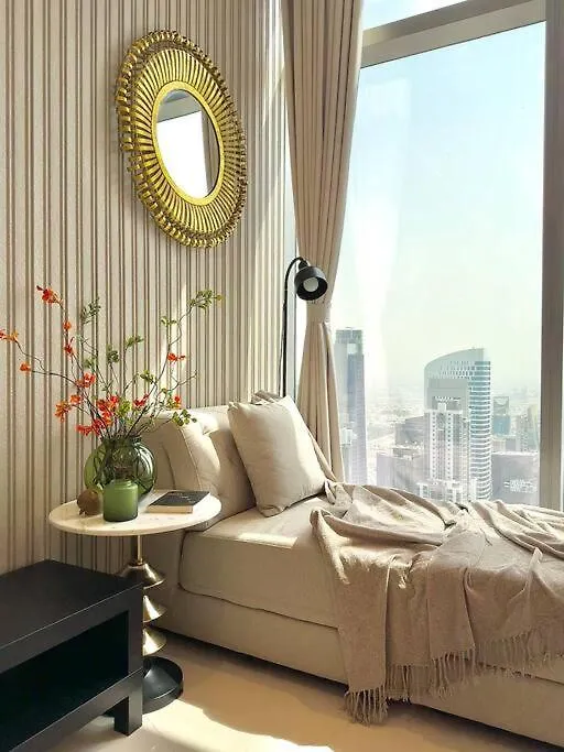Highest Infinity Pool Burj Khalifa View Apartment Dubai