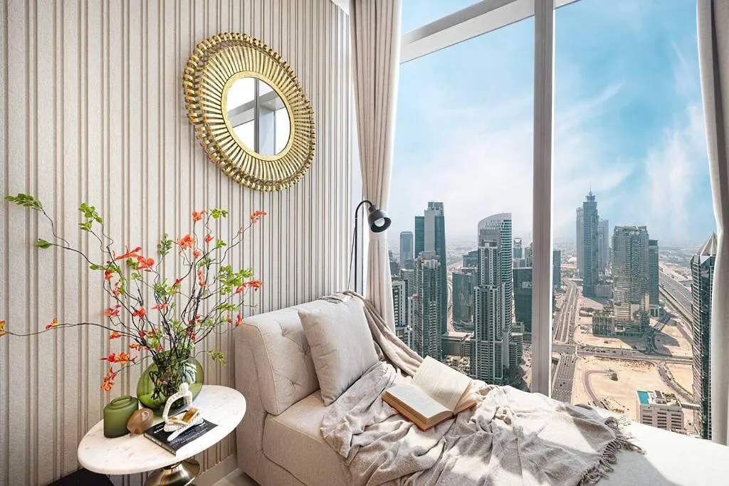 Highest Infinity Pool Burj Khalifa View Apartment Dubai United Arab Emirates